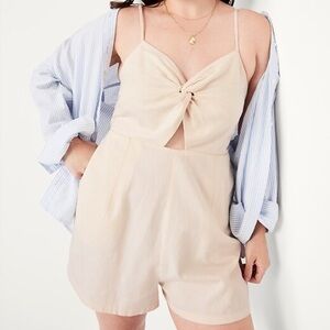Old Navy Cream Women's Romper